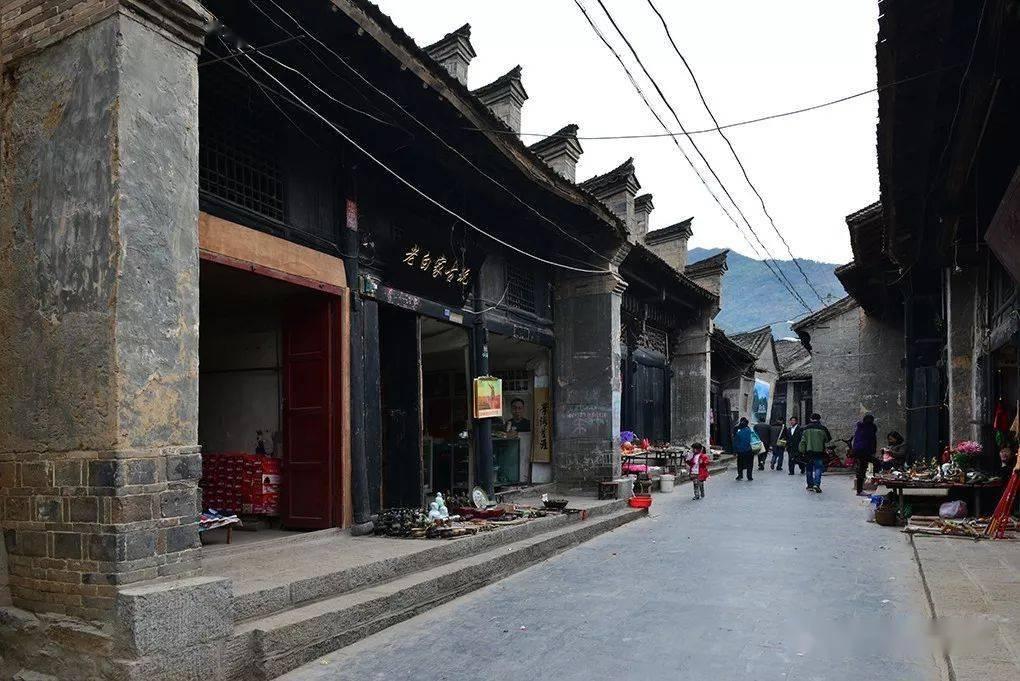 暗影火炬城四个神秘碎片探索世界奇妙的答案